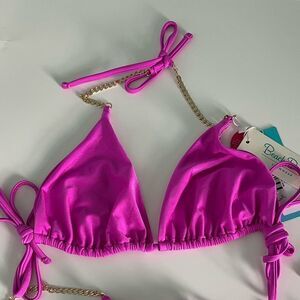 BEACH BUNNY BROOKLYN TRIANGLE TOP-DESTINY..